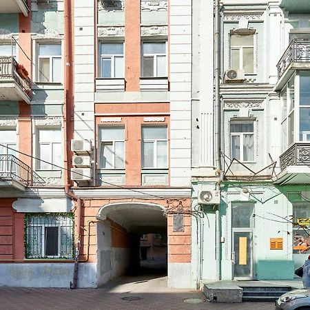 S12-58 Modern Aparthotel With Two 2Bedrooms In Central Kiev - Bessarabska Squere - Gulliver Mall - Olympic Stadium - Palace Of Sports - Saksahanskoho St, 12Б ภายนอก รูปภาพ