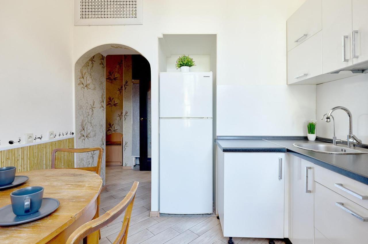 S12-58 Modern Aparthotel With Two 2Bedrooms In Central Kiev - Bessarabska Squere - Gulliver Mall - Olympic Stadium - Palace Of Sports - Saksahanskoho St, 12Б ภายนอก รูปภาพ