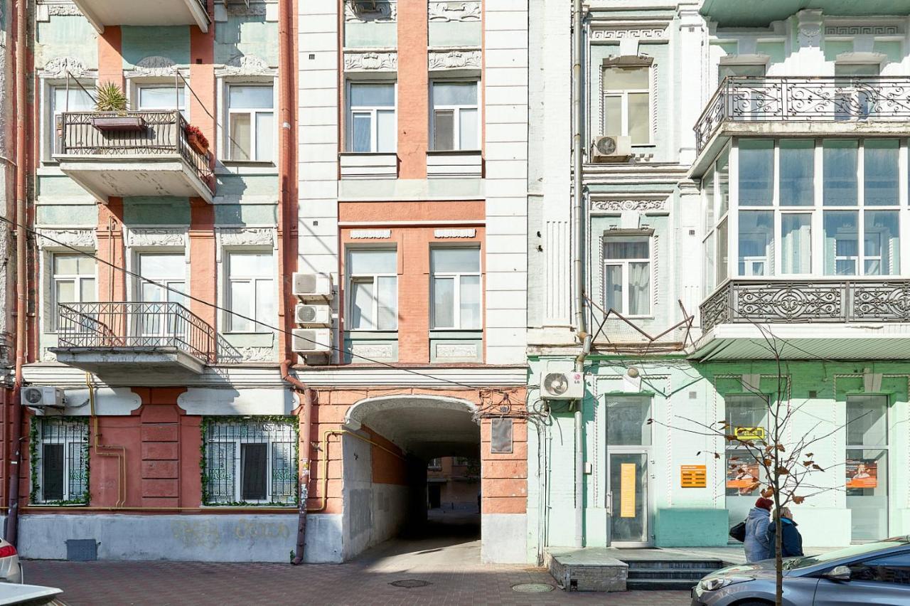 S12-58 Modern Aparthotel With Two 2Bedrooms In Central Kiev - Bessarabska Squere - Gulliver Mall - Olympic Stadium - Palace Of Sports - Saksahanskoho St, 12Б ภายนอก รูปภาพ